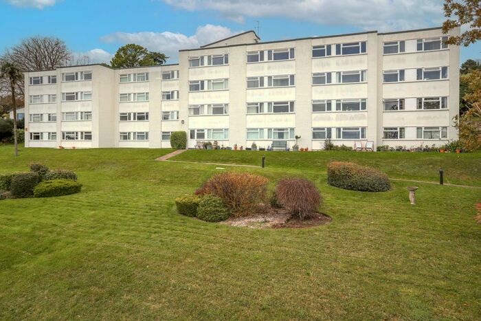 1 Bedroom Flat To Rent In Middle Warberry Road, Torquay, TQ1