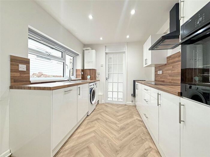 2 Bedroom Terraced House To Rent In Edmund Street, Swindon, Wiltshire, SN1
