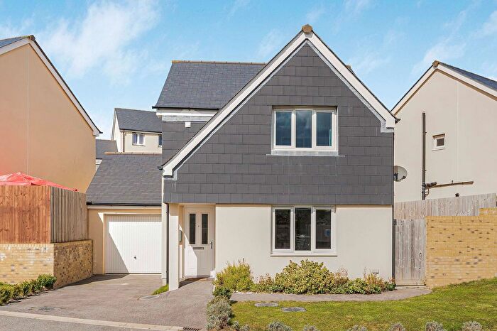 3 Bedroom Detached House For Sale In Gwarak An Warak, Truro, TR1