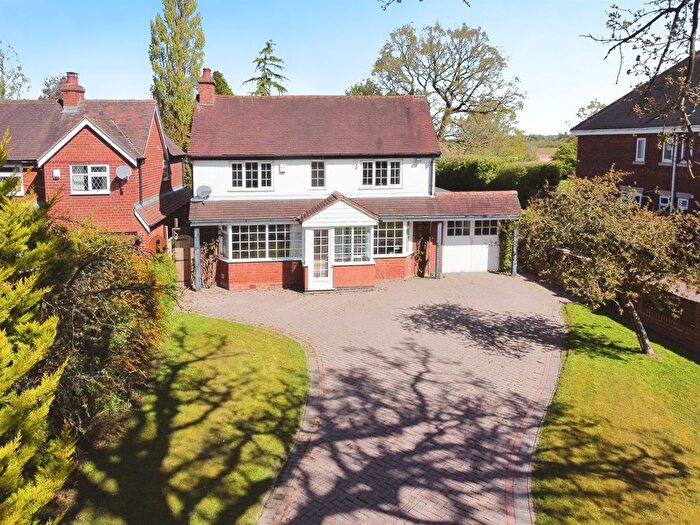 3 Bedroom Detached House For Sale In Old Waste Lane, Balsall Common, Coventry, CV7