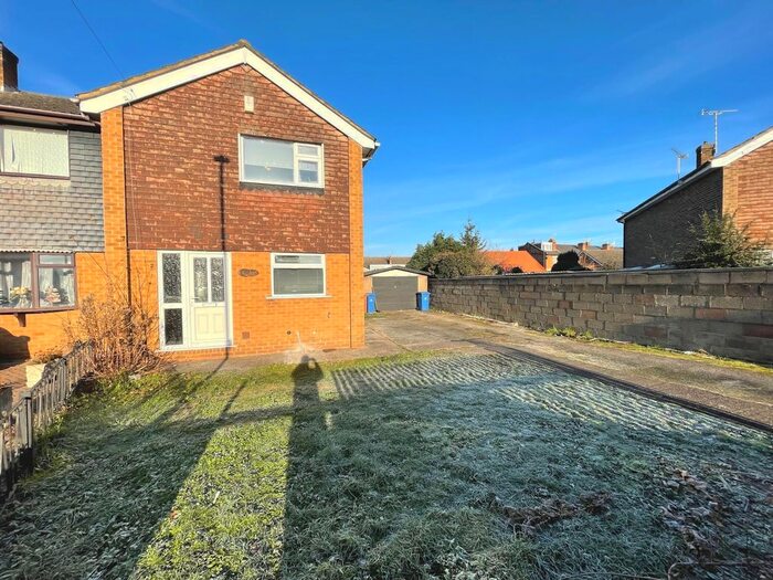 3 Bedroom SemiDetached House For Sale In Keynsham Close, Alvaston