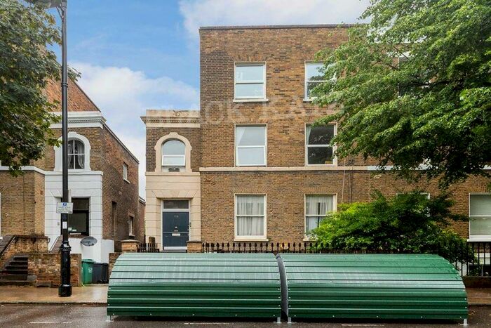 2 Bedroom Flat To Rent In Buckingham Road, N1