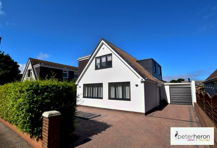 3 Bedroom Bungalow To Rent In High Sand Grove, Cleadon, Sunderland, SR6