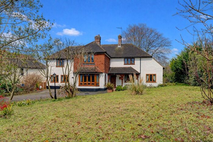 4 Bedroom Detached House For Sale In Peters Lane, Monks Risborough, Princes Risborough, Buckinghamshire, HP27