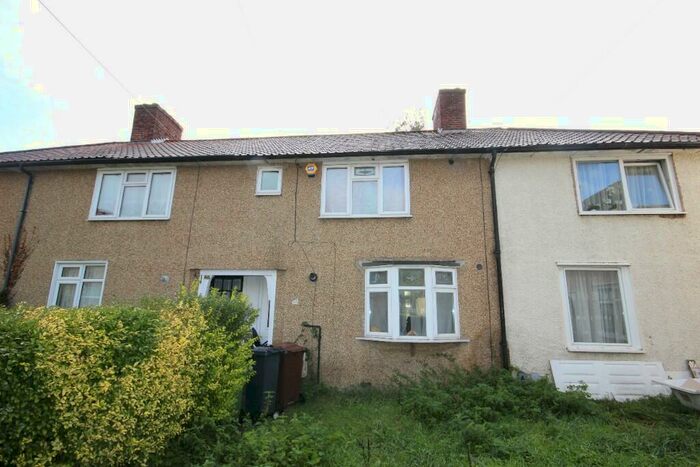 2 Bedroom Terraced House To Rent In Rogers Gardens, Dagenham, RM10