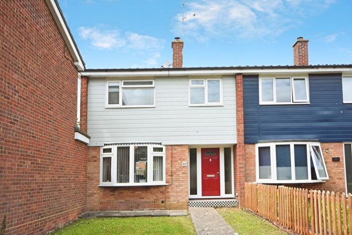 3 Bedroom Terraced House For Sale In Pryors Road, Galleywood, Chelmsford, CM2