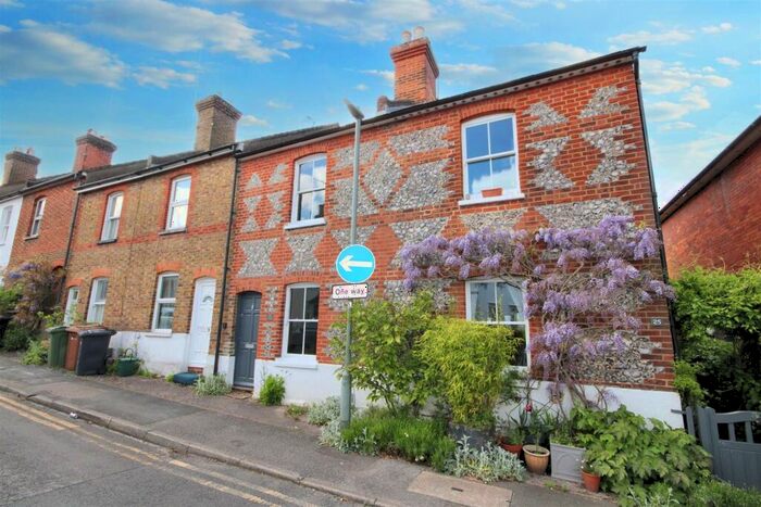 3 Bedroom House To Rent In Cooper Road, Guildford, GU1