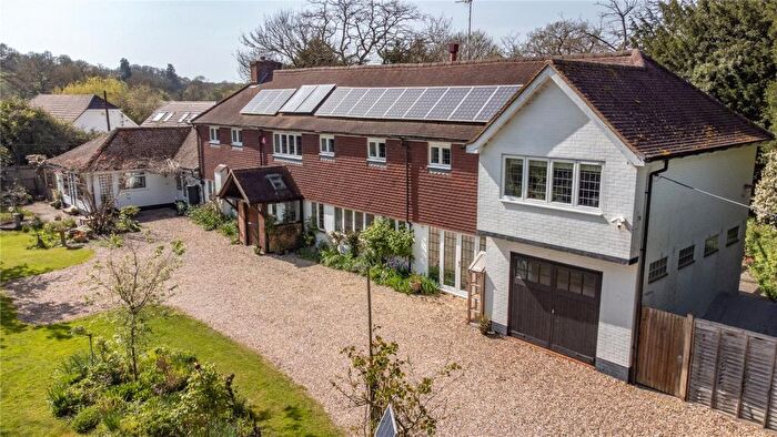 6 Bedroom Detached House For Sale In Burghfield, Reading, Berkshire, RG30