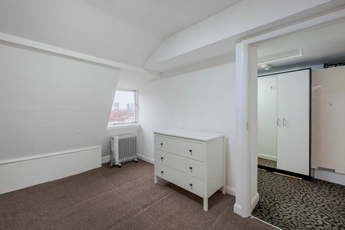 1 Bedroom Flat To Rent In Clapham Road, London, SW9
