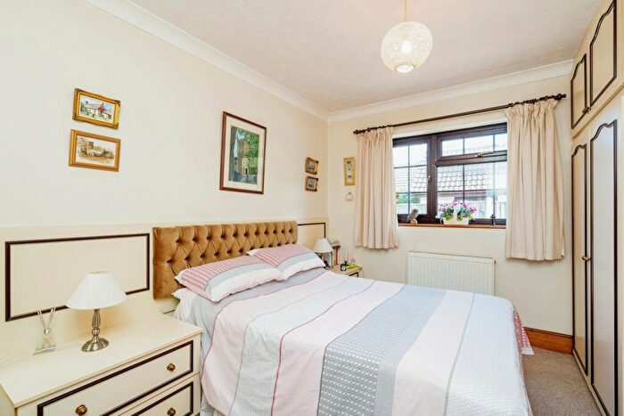 2 Bedroom Detached Bungalow For Sale In Beccles Road, St Olaves, Great Yarmouth, NR31