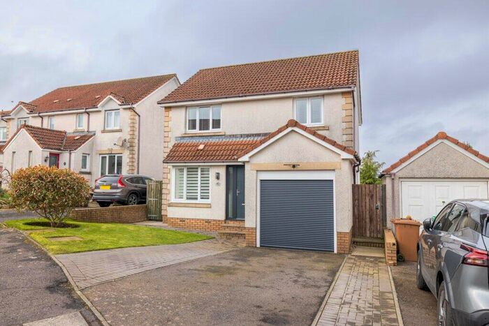 3 Bedroom Detached House For Sale In Provost Black Drive, Tayport, DD6