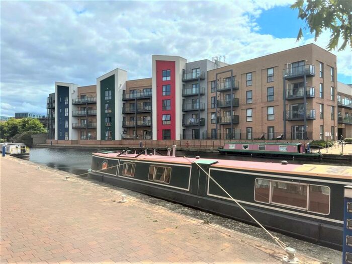 2 Bedroom Apartment To Rent In Wharf Road, Chelmsford, CM2