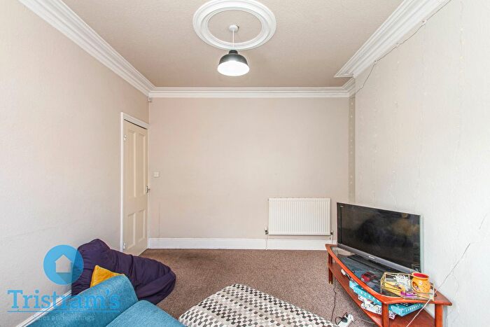 3 Bedroom Town House For Sale In Bleasby Street, Nottingham, NG2