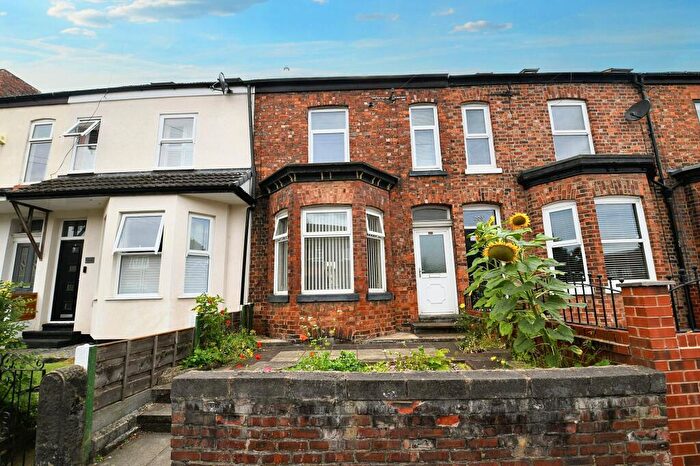 4 Bedroom Terraced House For Sale In Peel Green Road, Eccles, M30