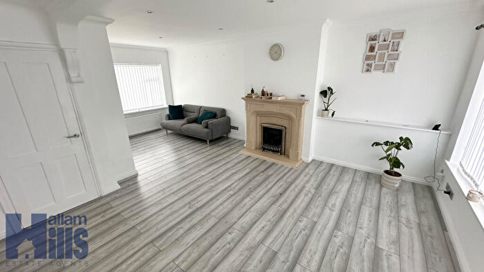 3 Bedroom Detached House To Rent In Sandstone Avenue, Sheffield, S9