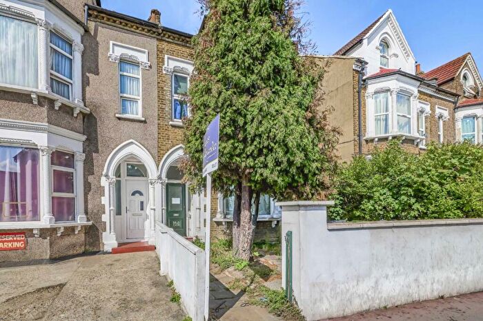 2 Bedroom Flat To Rent In Brigstock Road, Thornton Heath, CR7