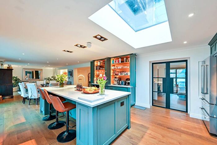 5 Bedroom Detached House To Rent In Tilehouse Road, Guildford, GU4