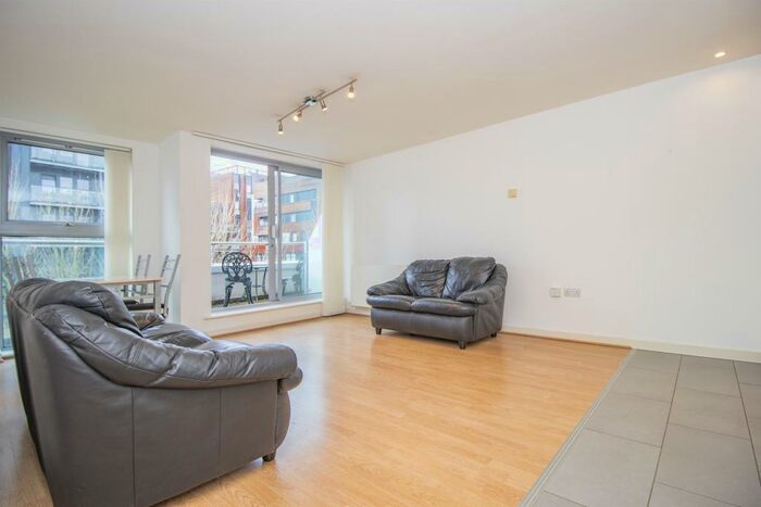 1 Bedroom Apartment To Rent In Wenlock Road, London, N1