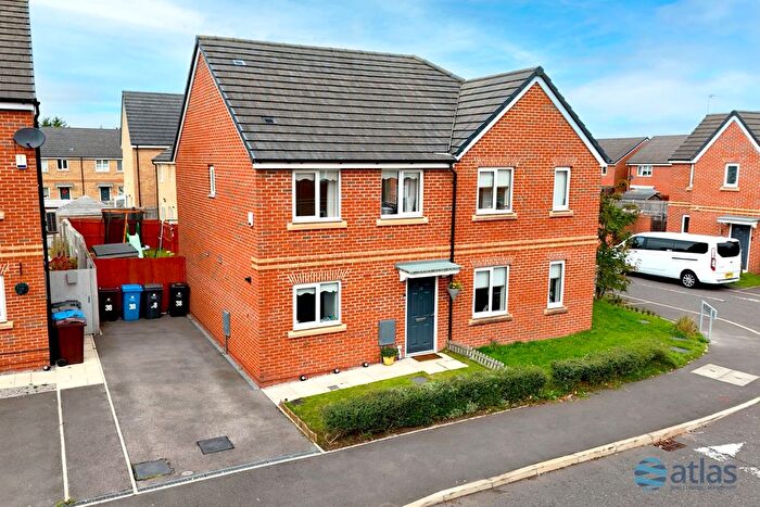 3 Bedroom Semi-detached House For Sale In Wimborne Place, Huyton, L14