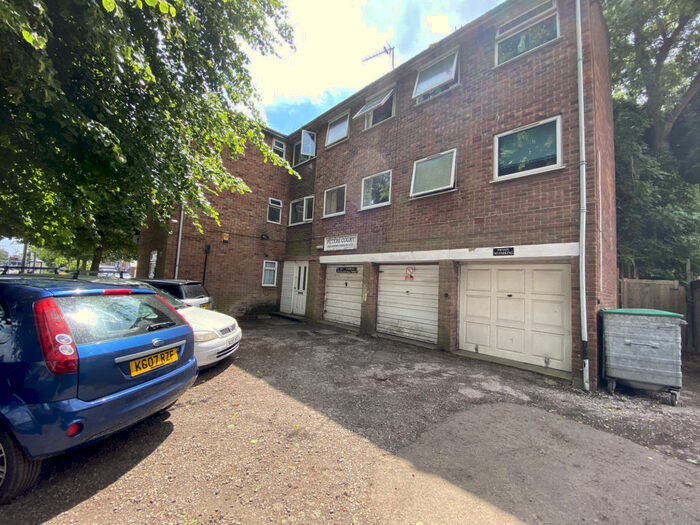 2 Bedroom Flat To Rent In London Road, Alvaston, Derby, Derbyshire, DE24