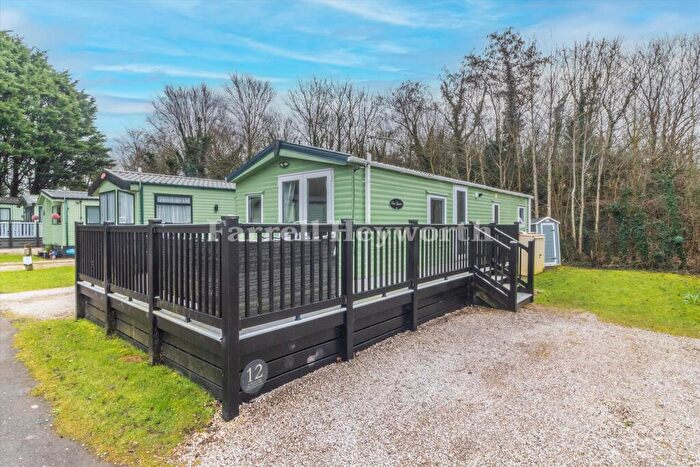 3 Bedroom Property For Sale In Borwick Lane, Dock Acres, Carnforth, LA6