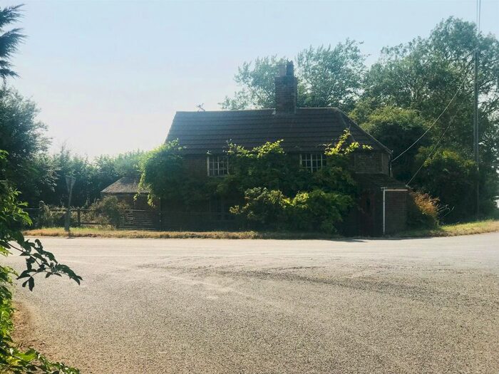 2 Bedroom Cottage For Sale In Baythorpe, Swineshead, Boston, PE20