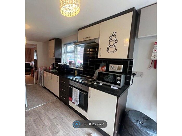 2 Bedroom Flat To Rent In New Street, Rugby, CV22