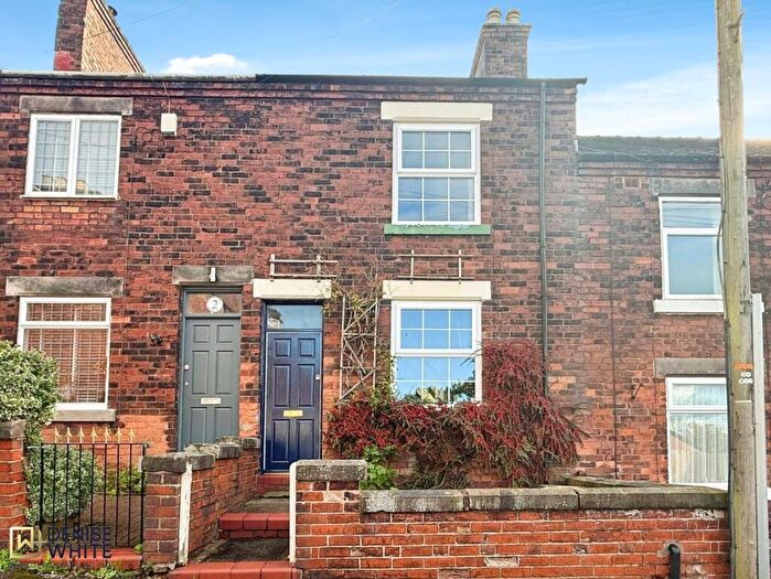 2 Bedroom Terraced House For Sale In Jubilee Terrace, Leek, Staffordshire, ST13