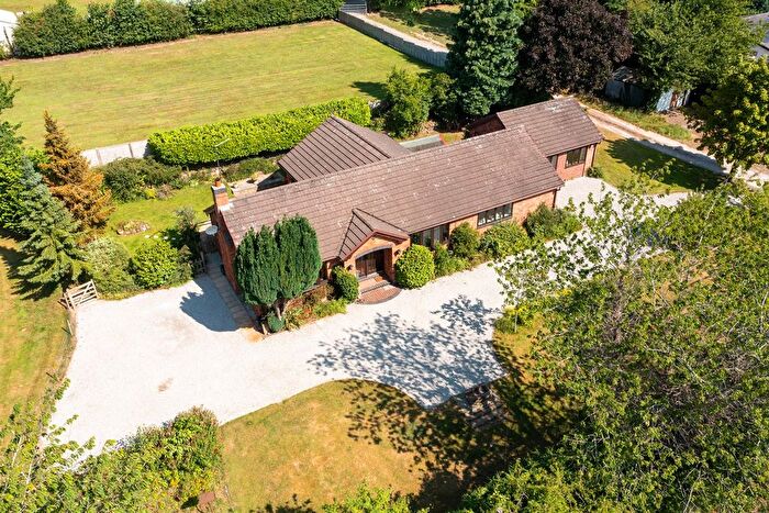 4 Bedroom Detached Bungalow For Sale In Mill Lane, Kingsley, Frodsham, WA6