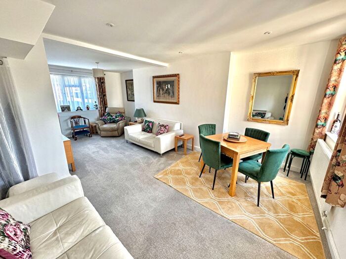 3 Bedroom End Of Terrace House For Sale In Exning Road, Newmarket, CB8