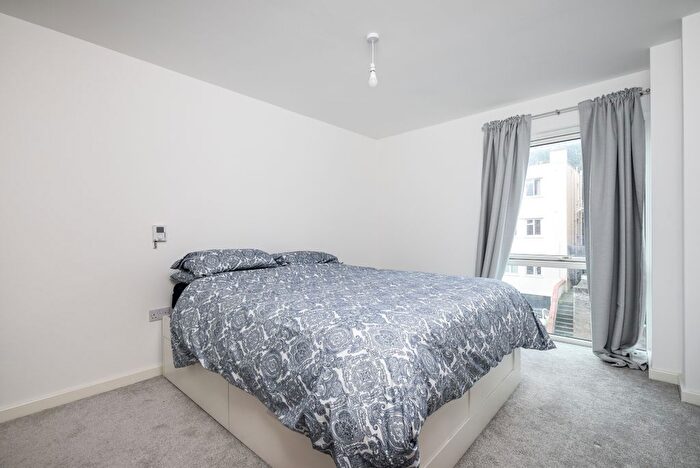 1 Bedroom Flat To Rent In Ringers Road, Bromley, Kent, BR1