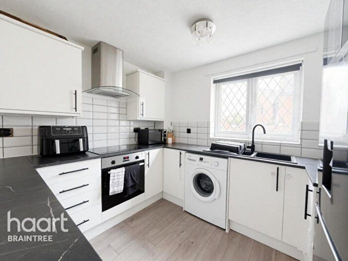 2 Bedroom End Of Terrace House For Sale In Old Mill Chase, Braintree, CM7