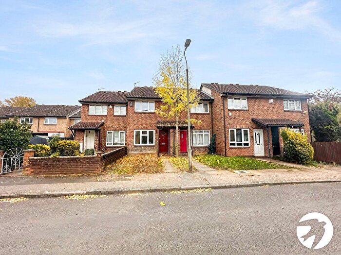 2 Bedroom End Terrace House To Rent In Haldane Road, London, SE28