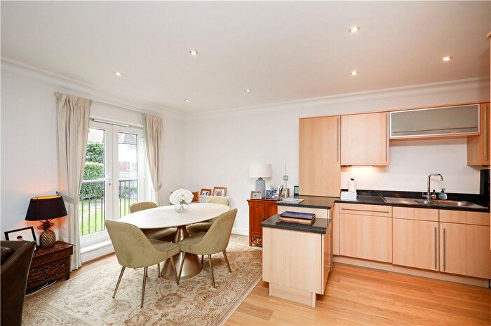 2 Bedroom Parking To Rent In Wimbledon Hill Road, Wimbledon, SW19