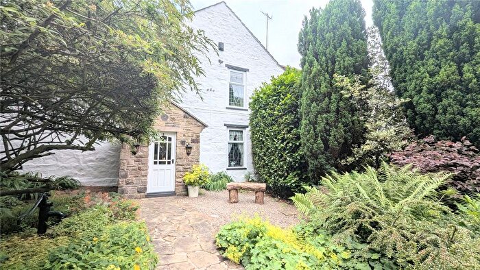 4 Bedroom Semi Detached House For Sale In Netherwood Road, Burnley, Lancashire, BB10