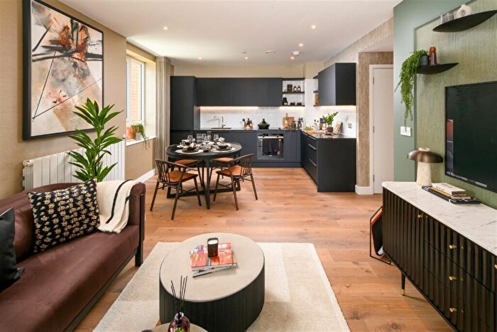 1 Bedroom Apartment To Rent In Lombard Square, Greenwich, SE28