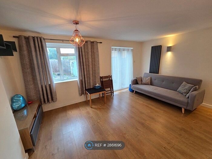 4 Bedroom Terraced House To Rent In Shirley St, London, E16