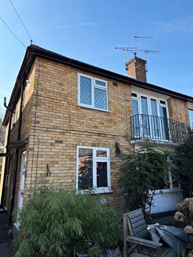 2 Bedroom Maisonette To Rent In Sedgemoor Road, Coventry, CV3
