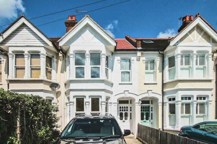 4 Bedroom House To Rent In Coombe Gardens, New Malden, KT3