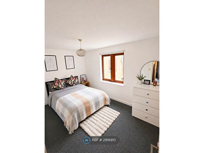 2 Bedroom Flat To Rent In Ferguslie Walk, Paisley, PA1