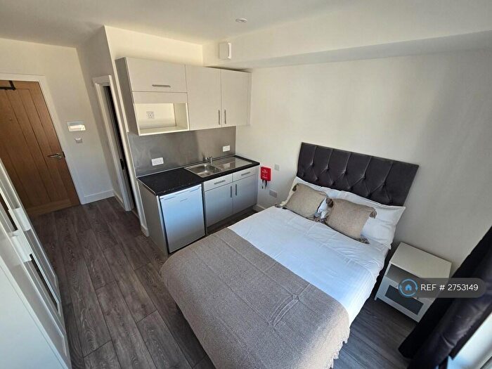 Studio To Rent In Upper Hillchurch Street, Stoke-On-Trent, ST1