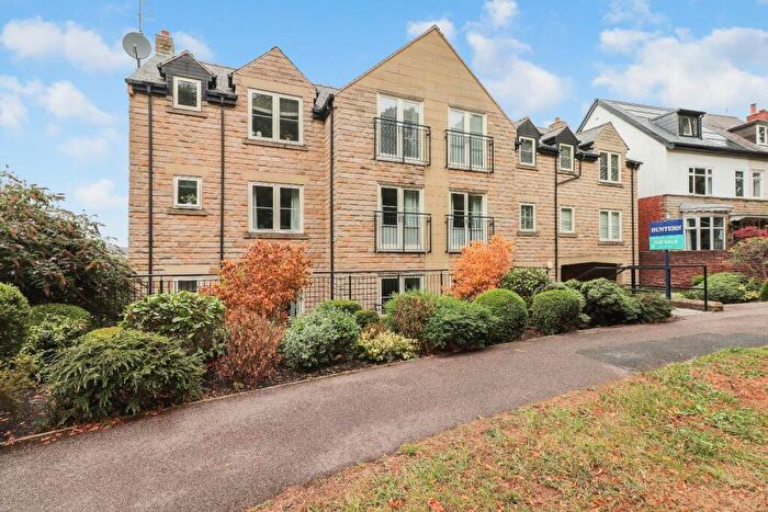 2 Bedroom Flat For Sale In Linden Avenue, Woodseats, Sheffield, S8