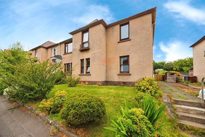 3 Bedroom Flat For Sale In Dobbie's Road, Bonnyrigg, Midlothian, EH19