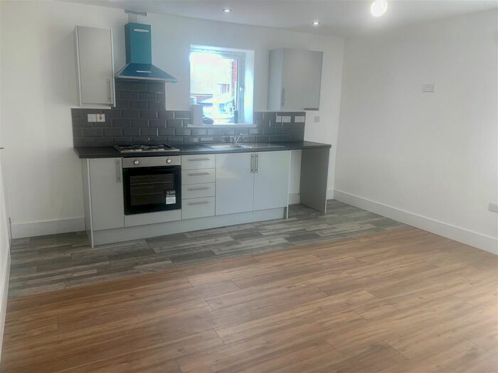 1 Bedroom Flat To Rent In Bath Street, Ilkeston, DE7