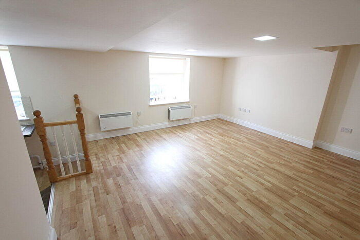 1 Bedroom Apartment To Rent In High Street, Banbury, OX16
