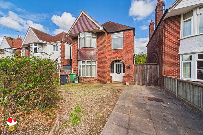 3 Bedroom Detached House For Sale In Merevale Road, Longlevens, Gloucester, GL2