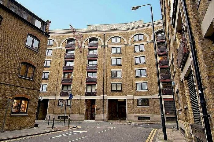 1 Bedroom Flat To Rent In Gun Wharf, Wapping High Street, London, E1W