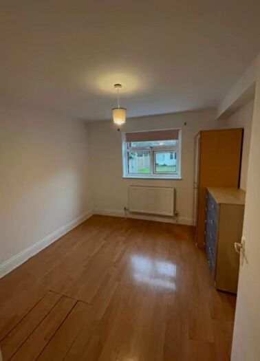 2 Bedroom Flat To Rent In Hartford Avenue, Harrow, London, HA3