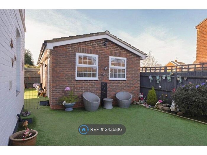 1 Bedroom Bungalow To Rent In Church Road Annexe, Paddock Wood, TN12