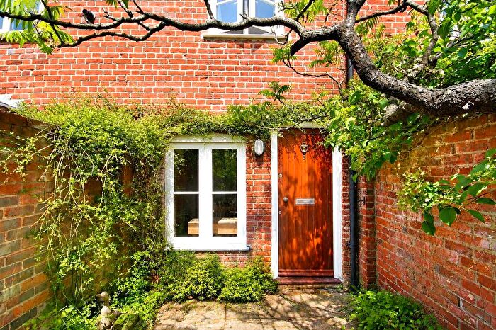 1 Bedroom Terraced House To Rent In Grove Heath, Ripley, Woking, Surrey, GU23